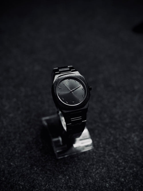 BLACK AURA STAIN LESS STEEL